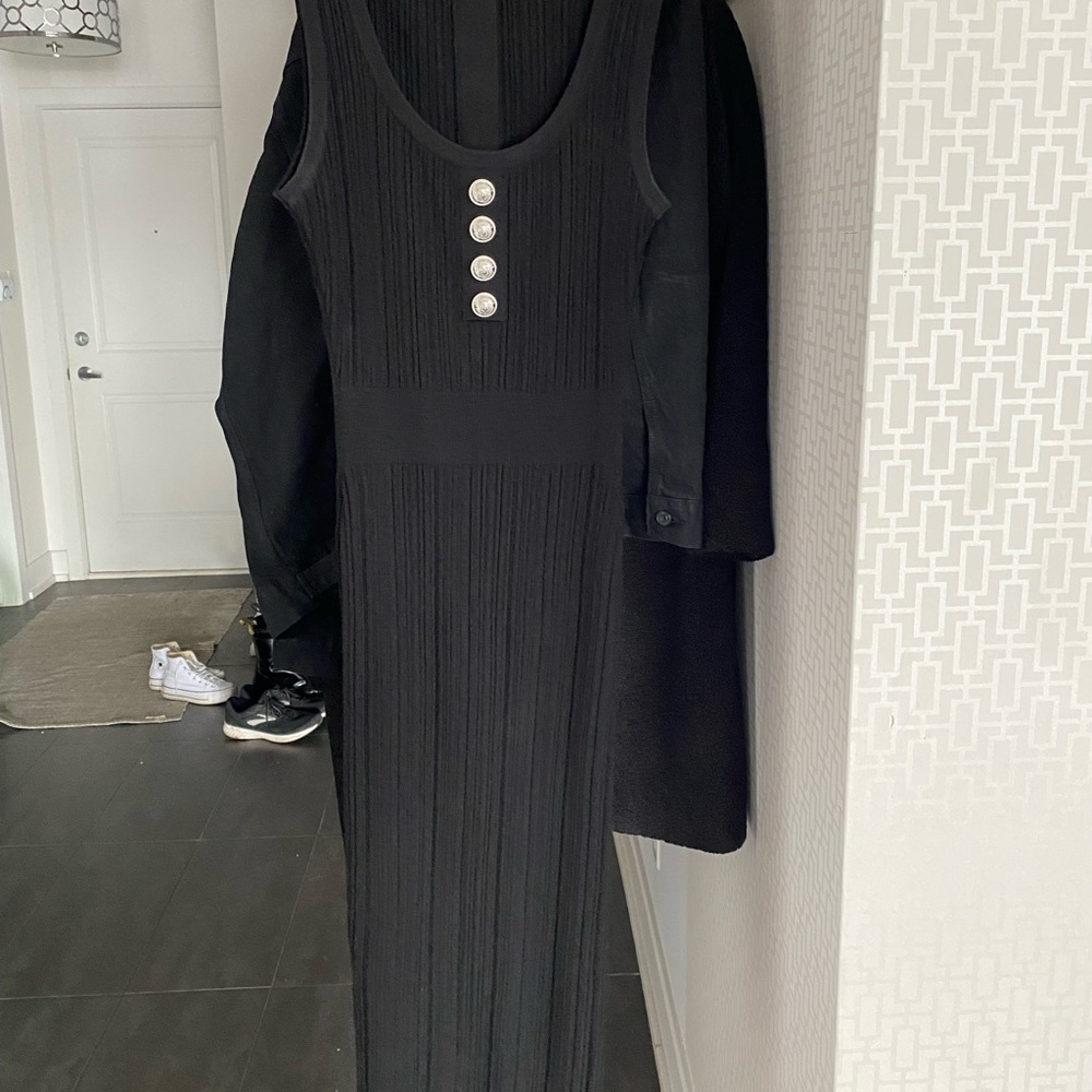 Authentic Balmain black dress - Picture 2 of 3
